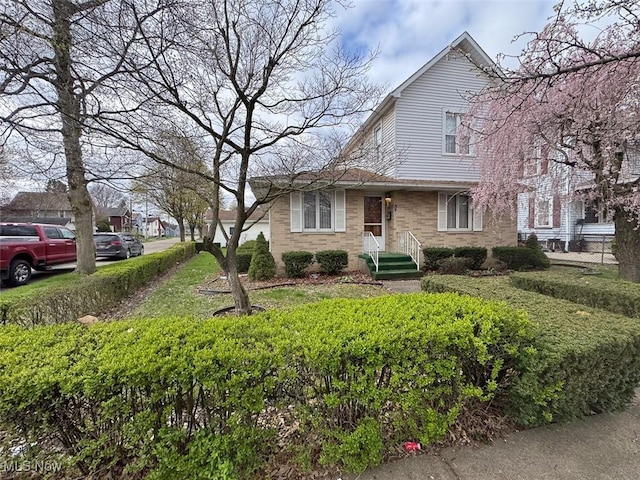 view of traditional-style house