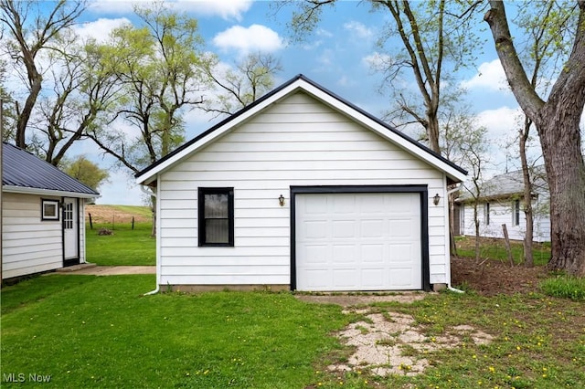 view of detached garage