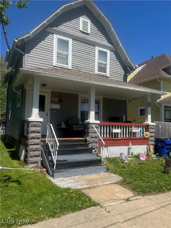 view of front of home with covered porch