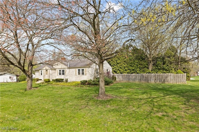 view of yard featuring fence