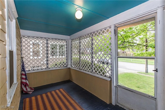 view of unfurnished sunroom