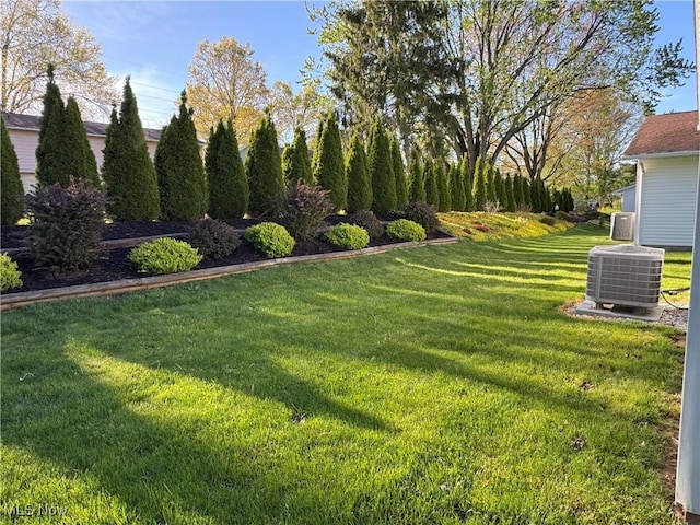 view of yard with cooling unit