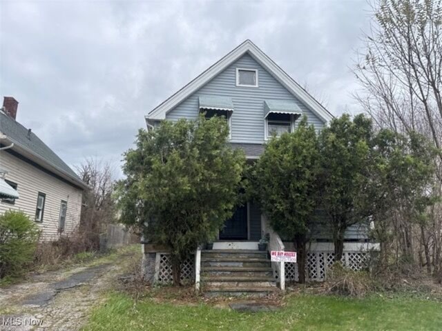 view of front of house