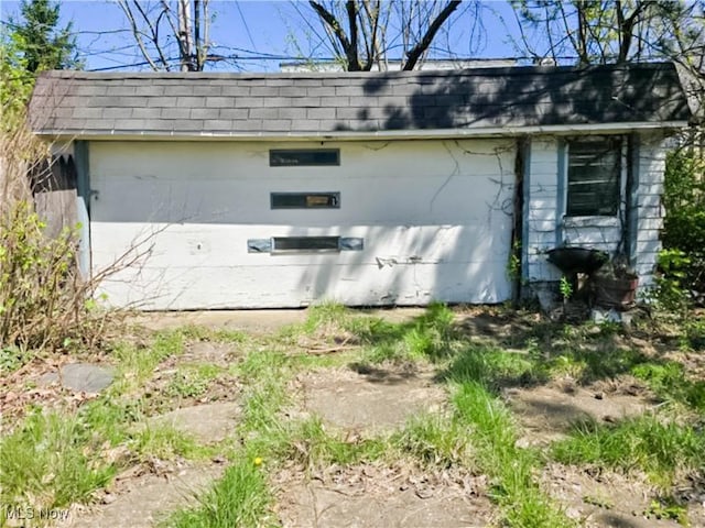 3557 E 114th St, Cleveland, OH 44105 - photo 27