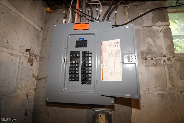 132 Jennette Dr, Boardman, OH 44512 - utility room featuring electric panel