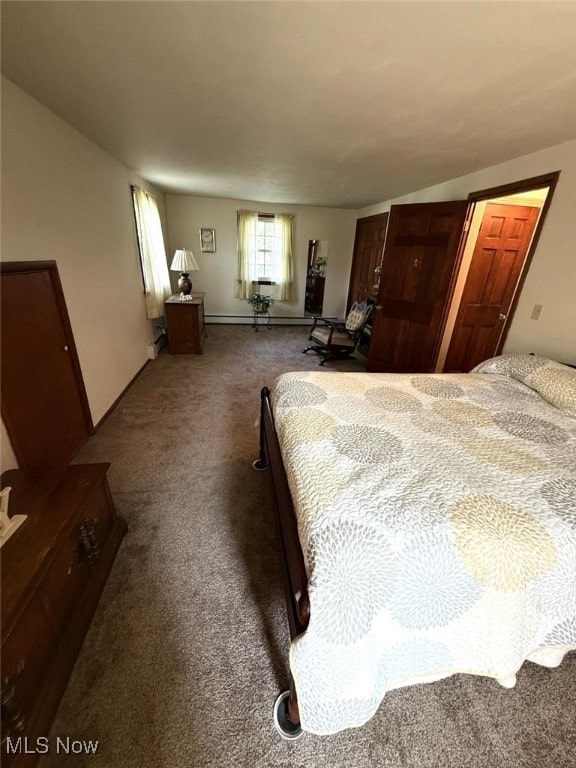 422 Glenwoods Ct, Boardman, OH 44512 - bedroom with dark carpet