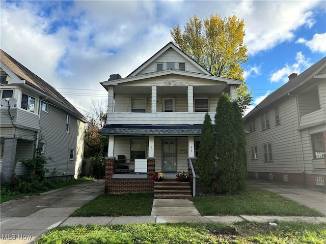 view of front of property featuring a porch