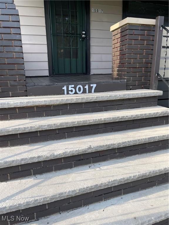 details with brick siding