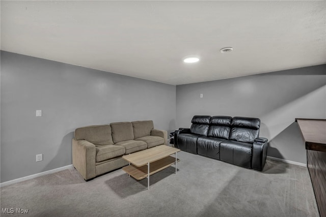 living area with carpet floors, recessed lighting, and baseboards
