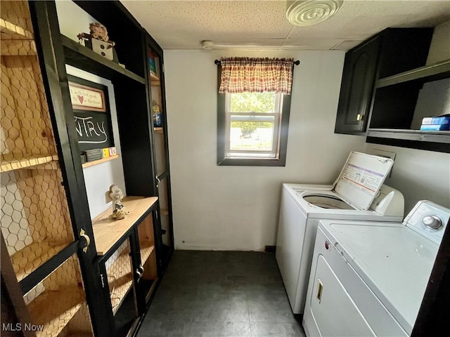 621 Grant St Rear, Rear, Mcmechen, WV 26040 - clothes washing area with independent washer and dryer and laundry area
