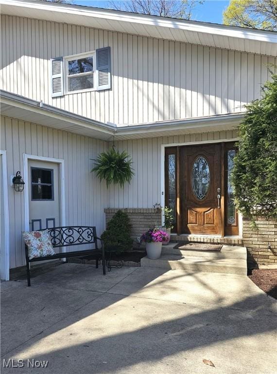 view of entrance to property