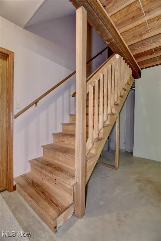 1423 N Wooster Ave, Dover, OH 44622 - stairs with concrete floors