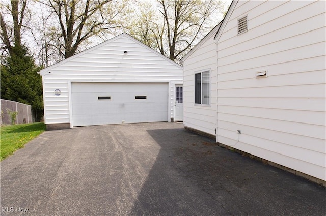 view of detached garage