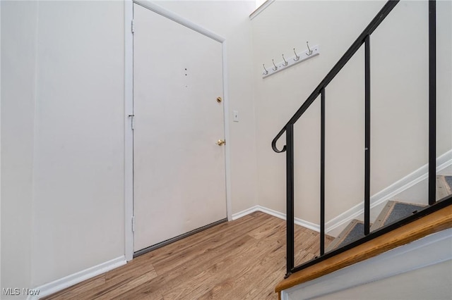 6414 Glenallen Ave, Solon, OH 44139 - entryway with light wood-style floors and baseboards