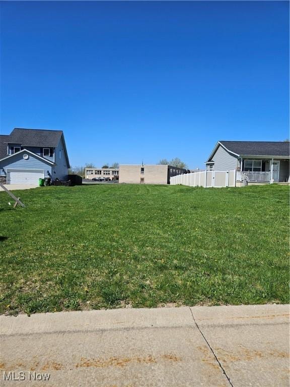 377 Hubbell Cir, Bedford, OH 44146