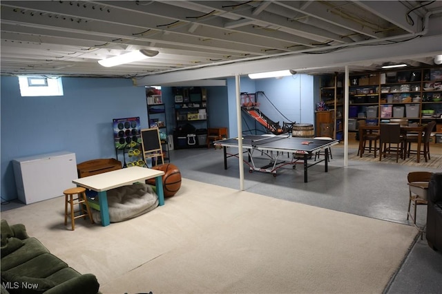 view of recreation room