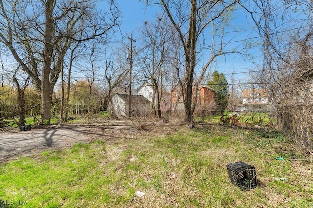13701 Benwood Ave, Cleveland, OH 44105 - photo 25