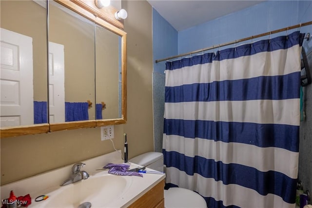 1459 W 107th St, Cleveland, OH 44102 - bathroom featuring vanity, a shower with curtain, and toilet