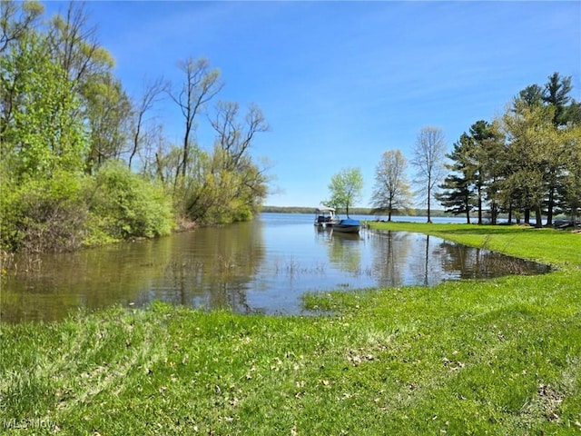 5294 Cottage Dr, Mecca, OH 44410 - property view of water