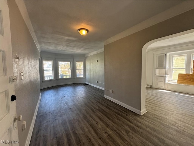 1346 E 82nd St, Cleveland, OH 44103 - photo 2