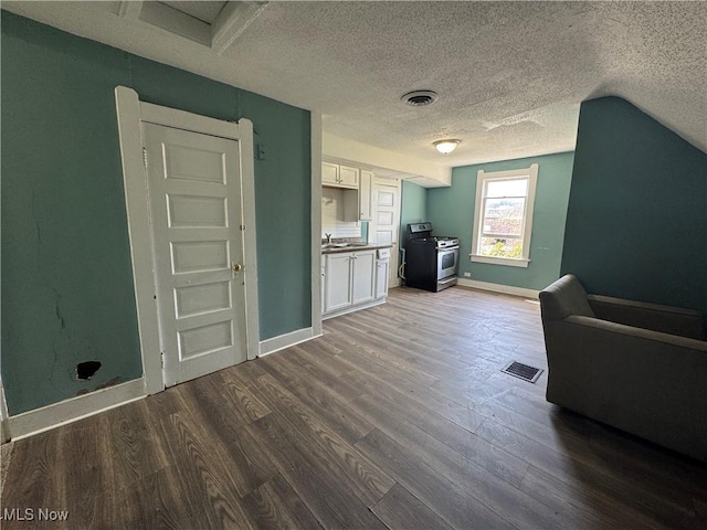 1346 E 82nd St, Cleveland, OH 44103 - photo 15