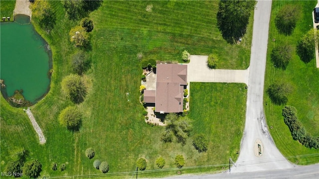 16544 Davis Dr, Calcutta, OH 43920 - bird's eye view with a water view