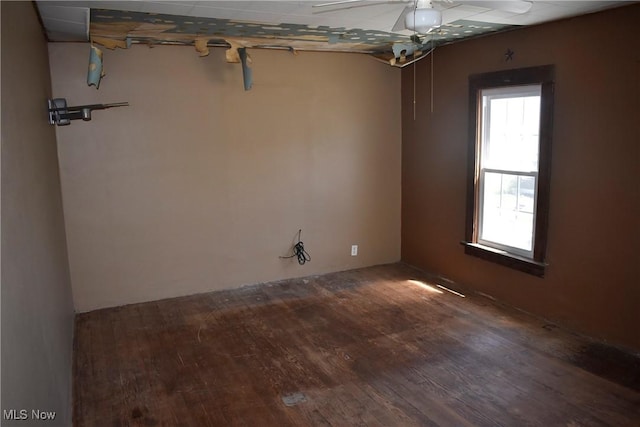 240 S 15th St, Sebring, OH 44672 - spare room with ceiling fan and wood finished floors