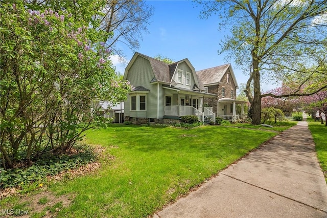 294 Jennings Ave, Salem, OH 44460 - view of front of home featuring covered porch, central AC unit, a front yard, and a gambrel roof