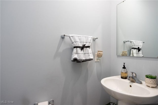 3939 Higgins Dr, Norton, OH 44203 - bathroom with a sink