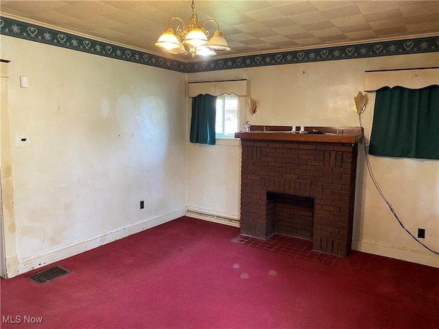 unfurnished living room with carpet flooring, crown molding, visible vents, and an inviting chandelier
