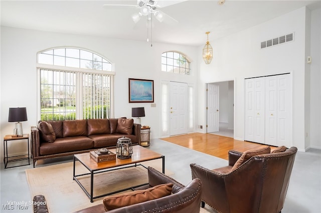 11235 Frederick Ln, Twinsburg, OH 44087 - living area with visible vents and a ceiling fan