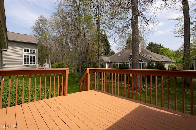 11235 Frederick Ln, Twinsburg, OH 44087 - wooden deck with a yard