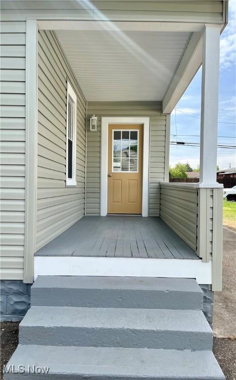 view of entrance to property