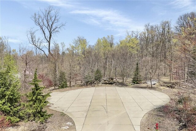 997 Arborcrest Dr, Hinckley, OH 44233