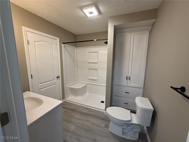 315 S Wallace St, Uhrichsville, OH 44683 - photo 8