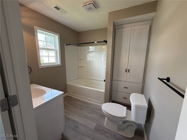315 S Wallace St, Uhrichsville, OH 44683 - photo 13