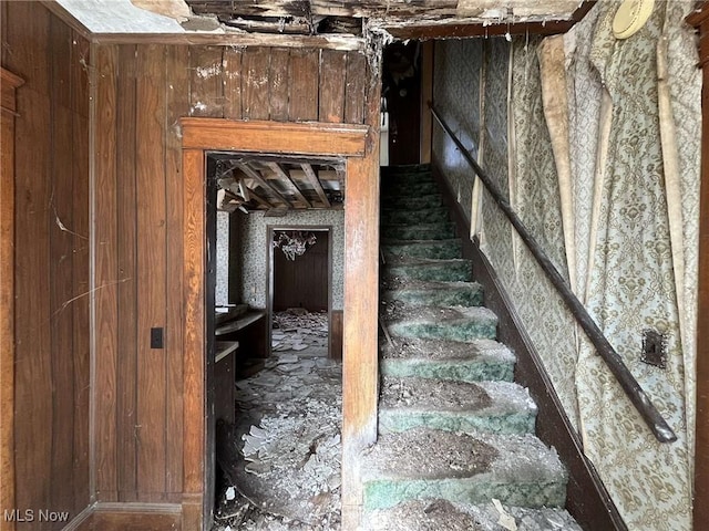 8240 Wooster Pike Rd, Seville, OH 44273 - view of stairs