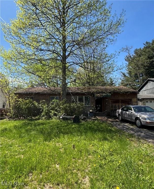 view of front of home featuring an attached garage