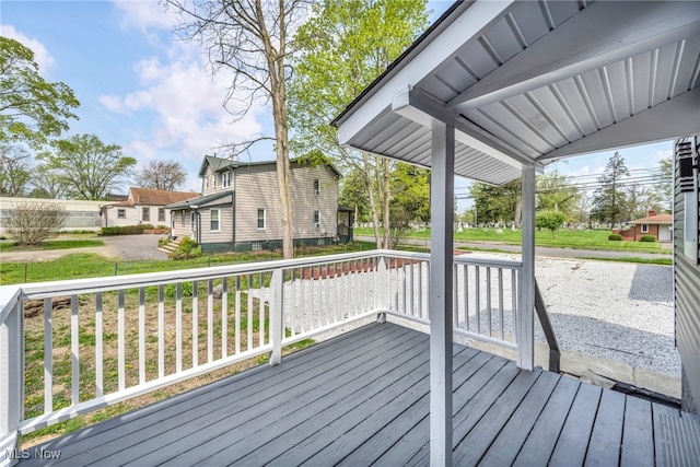 838 N Lincoln Ave, Alliance, OH 44601 - view of deck