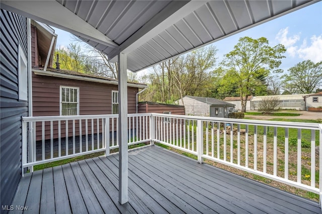 838 N Lincoln Ave, Alliance, OH 44601 - view of wooden deck