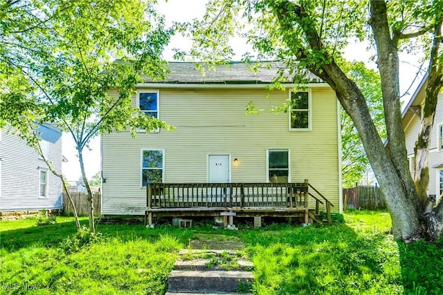 413 Henry St, Mansfield, OH 44907 - back of house featuring a wooden deck