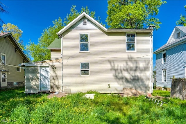 413 Henry St, Mansfield, OH 44907 - back of house