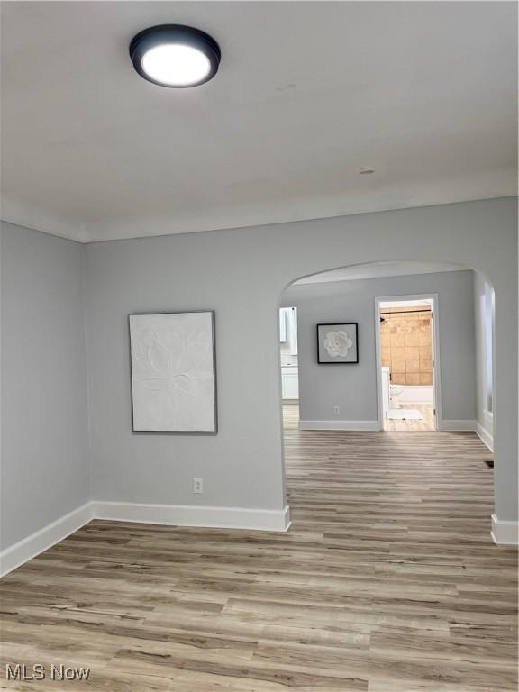 1387 E 187th St, Cleveland, OH 44110 - photo 20