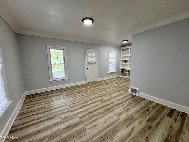 1387 E 187th St, Cleveland, OH 44110 - photo 22