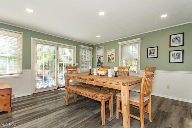 7599 Fairview Ave, Mentor, OH 44060 - dining space featuring recessed lighting, ornamental molding, and wood finished floors
