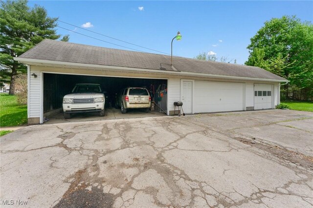 1536-1548 Montclair St NE, Warren, OH 44483 - view of detached garage