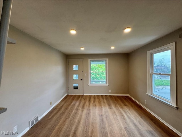 789 Wayside Rd, Cleveland, OH 44110 - photo 29