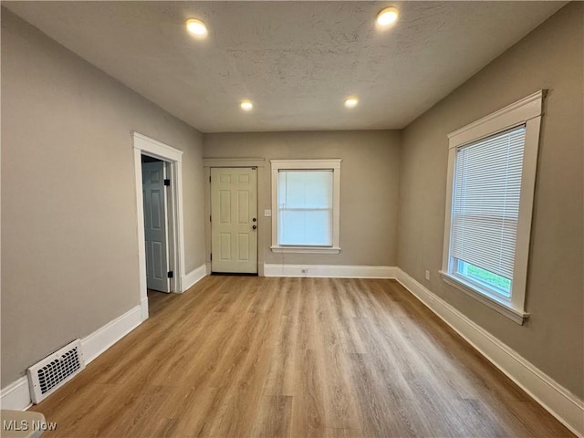 789 Wayside Rd, Cleveland, OH 44110 - photo 10