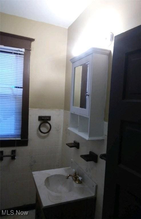 1596 1st St, Youngstown, OH 44509 - photo 6