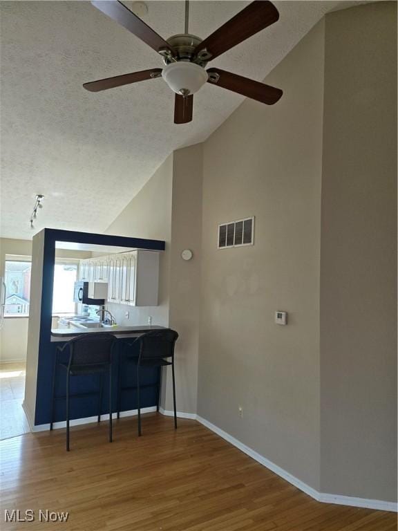 365 Village Pointe Dr, Akron, OH 44313 - photo 3